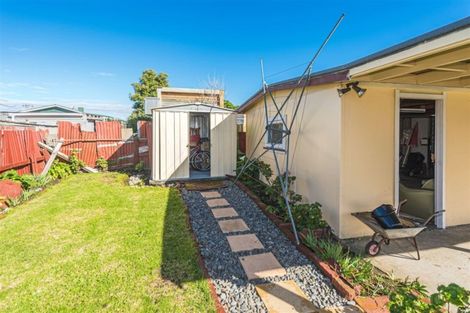 Photo of property in 38 Miro Street, Castlecliff, Whanganui, 4501