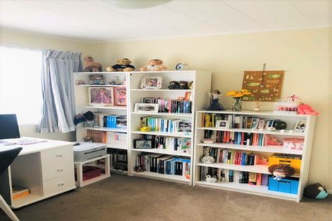 Photo of property in 59 Lavery Place, Sunnynook, Auckland, 0632