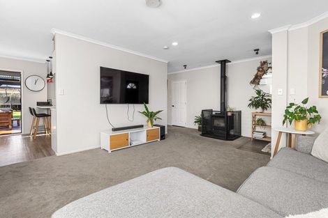 Photo of property in 17 Andalusian Place, Papamoa Beach, Papamoa, 3118