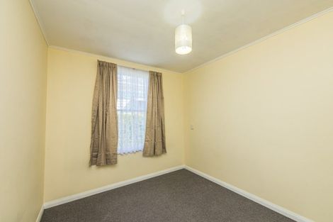 Photo of property in 16 Carlton Avenue, Gonville, Whanganui, 4501