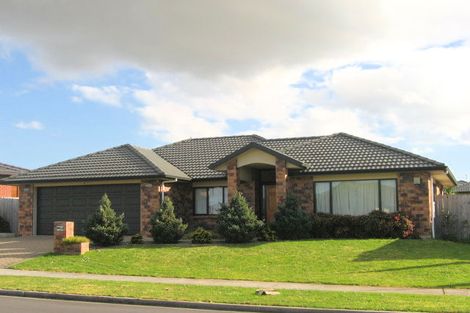 Photo of property in 3 Corrofin Drive, East Tamaki, Auckland, 2013