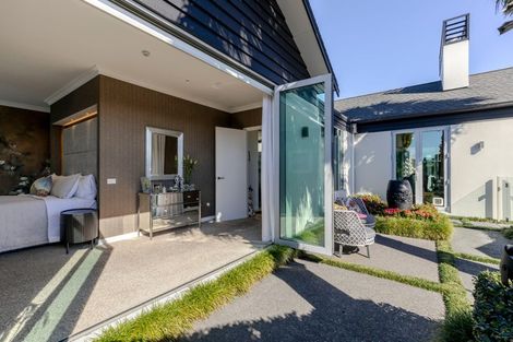 Photo of property in 5 Tupuhi Place, Highlands Park, New Plymouth, 4312
