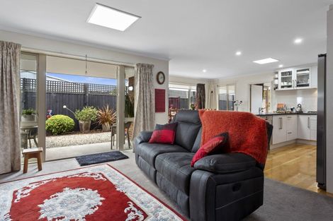 Photo of property in 4/7 Wineberry Avenue, Amberley, 7410