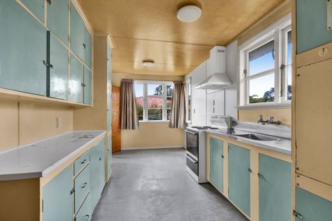 Photo of property in 32b Seaview Road, Marfell, New Plymouth, 4310