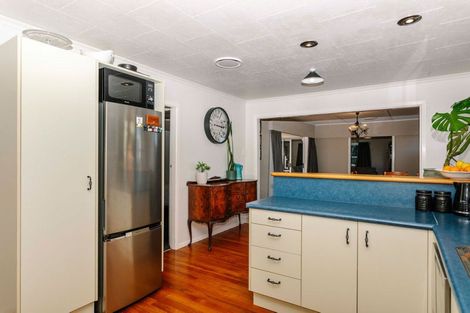 Photo of property in 17 Smith Street, Dannevirke, 4930