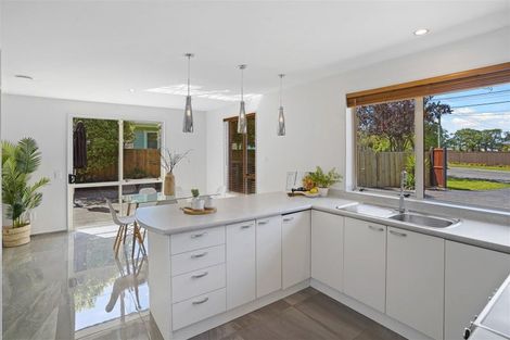 Photo of property in 11 Bishopsworth Street, Hillsborough, Christchurch, 8022