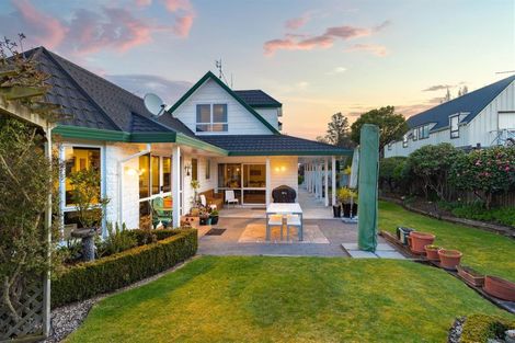 Photo of property in 5 Rubens Place, Burnside, Christchurch, 8053