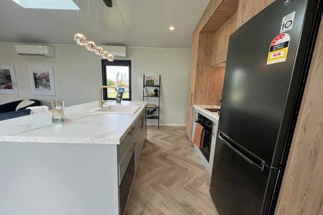 Photo of property in 668 Avonside Drive, Avonside, Christchurch, 8061