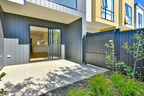 Photo of property in 4/47a Huntington Drive, Huntington Park, Auckland, 2013