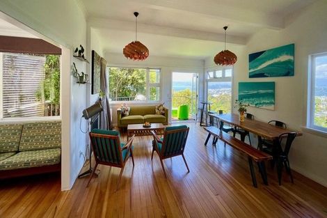 Photo of property in 47 Harbour View Road, Northland, Wellington, 6012