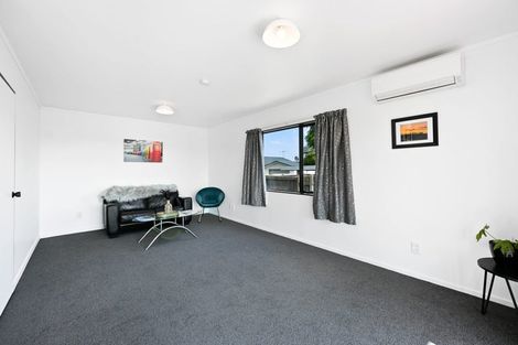 Photo of property in 15a Reeves Close, Fairview Downs, Hamilton, 3214