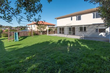 Photo of property in 22 Hugh Green Drive, Pinehill, Auckland, 0632