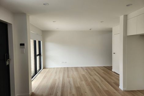 Photo of property in 64c Yeovil Road, Te Atatu Peninsula, Auckland, 0610