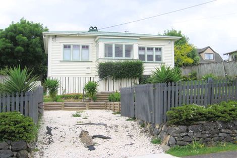 Photo of property in 29 Clayburn Road, Glen Eden, Auckland, 0602