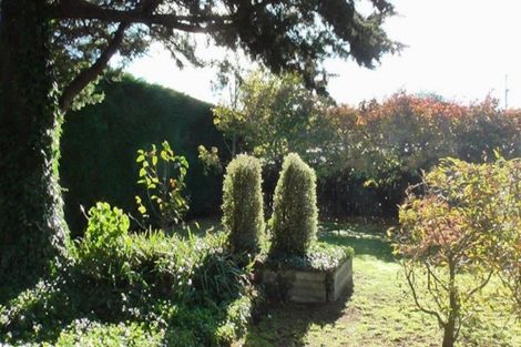 Photo of property in 72 Woodward Street East, Featherston, 5710