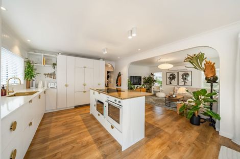 Photo of property in 4a Golders Road, Elderslea, Upper Hutt, 5018