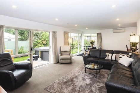 Photo of property in 1/92 Racecourse Road, Sockburn, Christchurch, 8042