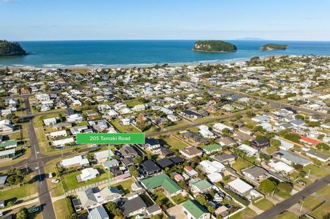 Photo of property in 205 Tamaki Road, Whangamata, 3620
