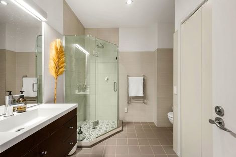 Photo of property in 10 Fallowfield Avenue, Mount Victoria, Wellington, 6011