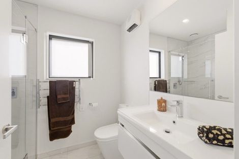 Photo of property in 62d Cleveland Street, Edgeware, Christchurch, 8013