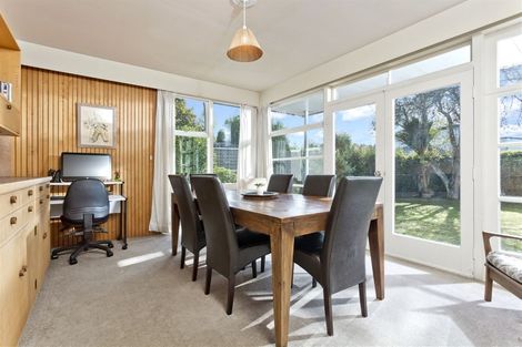 Photo of property in 10 Taharoto Road, Takapuna, Auckland, 0622