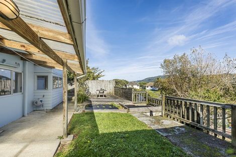 Photo of property in 13 Downes Street, Titahi Bay, Porirua, 5022