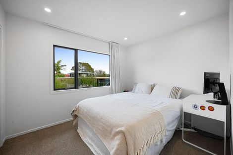 Photo of property in 85b Rosario Crescent, Red Beach, 0932