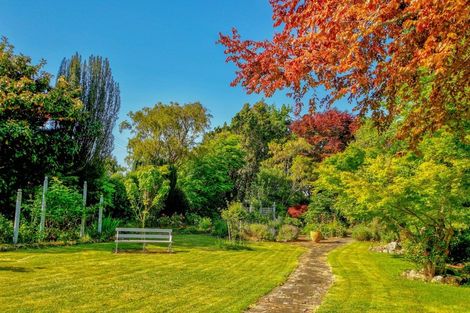 Photo of property in 67 Mako Mako Road, Levin, 5510