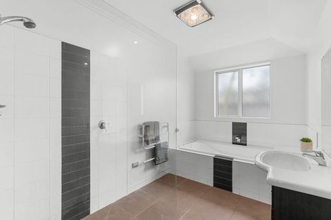 Photo of property in 65 Westpark Drive, Burnside, Christchurch, 8053