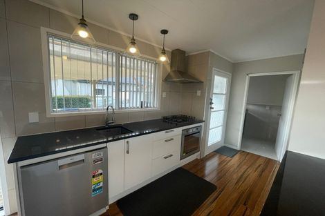 Photo of property in 48 Boundary Road, Clover Park, Auckland, 2019