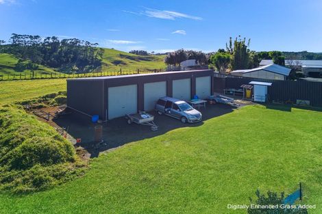 Photo of property in 996 Awhitu Road, Pollok, Waiuku, 2683