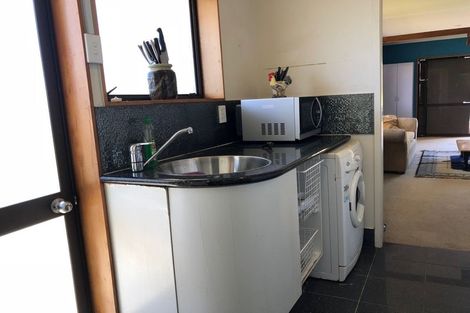 Photo of property in 264 State Highway 16, Kumeu, 0892