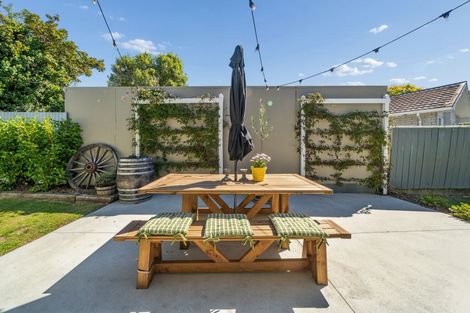 Photo of property in 22 Pasadena Crescent, Totara Park, Upper Hutt, 5018