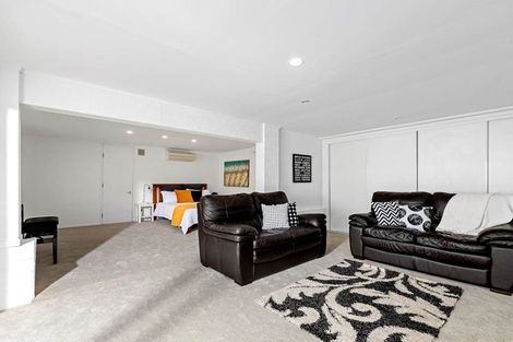 Photo of property in 5 Freya Place, Torbay, Auckland, 0630
