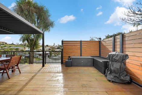 Photo of property in 6 Glendale Drive, Dinsdale, Hamilton, 3204