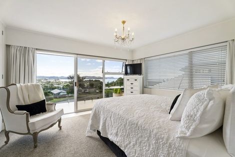 Photo of property in 76 Marellen Drive, Red Beach, 0932