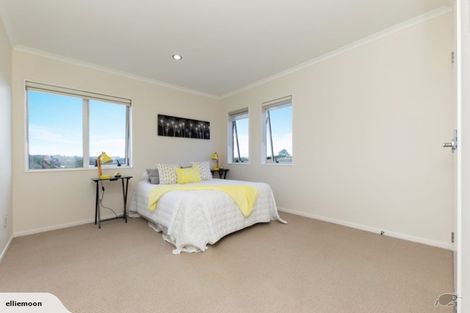 Photo of property in 1 Cumulus Way, Ranui, Auckland, 0612