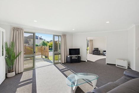 Photo of property in 51 Milne Drive, Paraparaumu, 5032