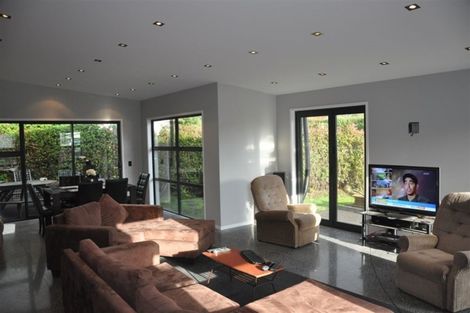 Photo of property in 82d Brooklands Road, Brooklands, New Plymouth, 4310