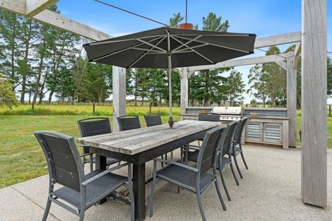 Photo of property in 122 Cross Line, Morison Bush, Greytown, 5794