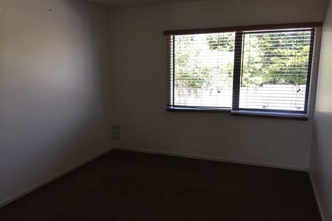 Photo of property in 1/13 John Jennings Drive, Oteha, Auckland, 0632