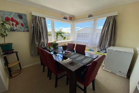 Photo of property in 23 Stirling Crescent, Hokowhitu, Palmerston North, 4410