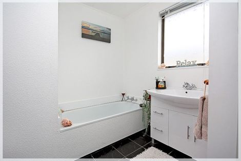 Photo of property in 67 Hartley Street, Foxton Beach, Foxton, 4815