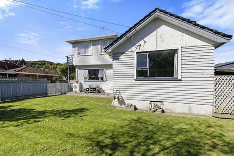 Photo of property in 149 Stokes Valley Road, Stokes Valley, Lower Hutt, 5019