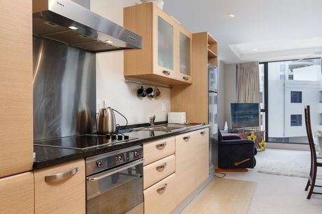 Photo of property in 201/16 Adams Avenue, Mount Maunganui, 3116