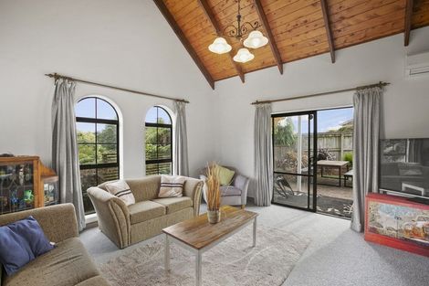 Photo of property in 288e Mangorei Road, Merrilands, New Plymouth, 4312