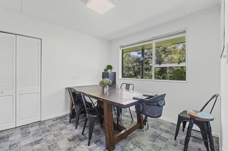 Photo of property in 1138 South Road, Oakura, 4314