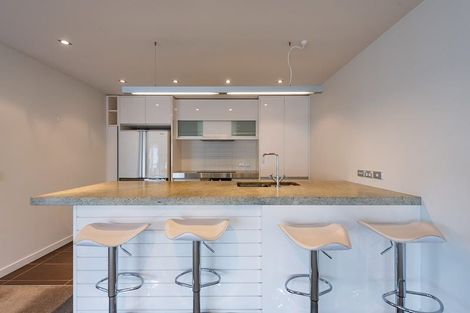 Photo of property in Mariner, 1a/140 Oriental Parade, Oriental Bay, Wellington, 6011