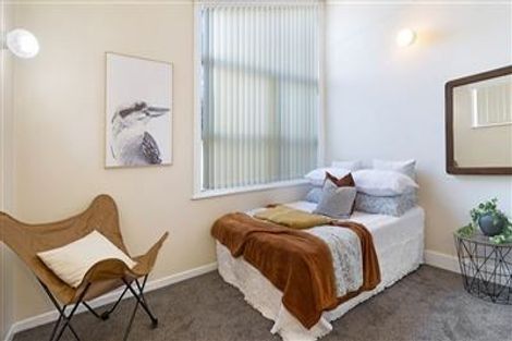 Photo of property in 64 Seabrook Avenue, New Lynn, Auckland, 0600