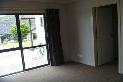 Photo of property in 47 Shields Street, Clyde, 9330